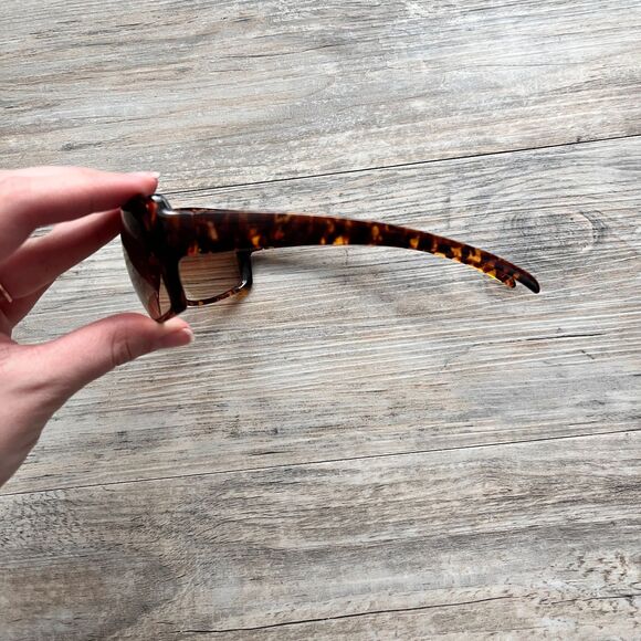 Y2K Tortoiseshell Sunglasses Brown Havana Large Rectangle Shades Vintage 2000s main image 7